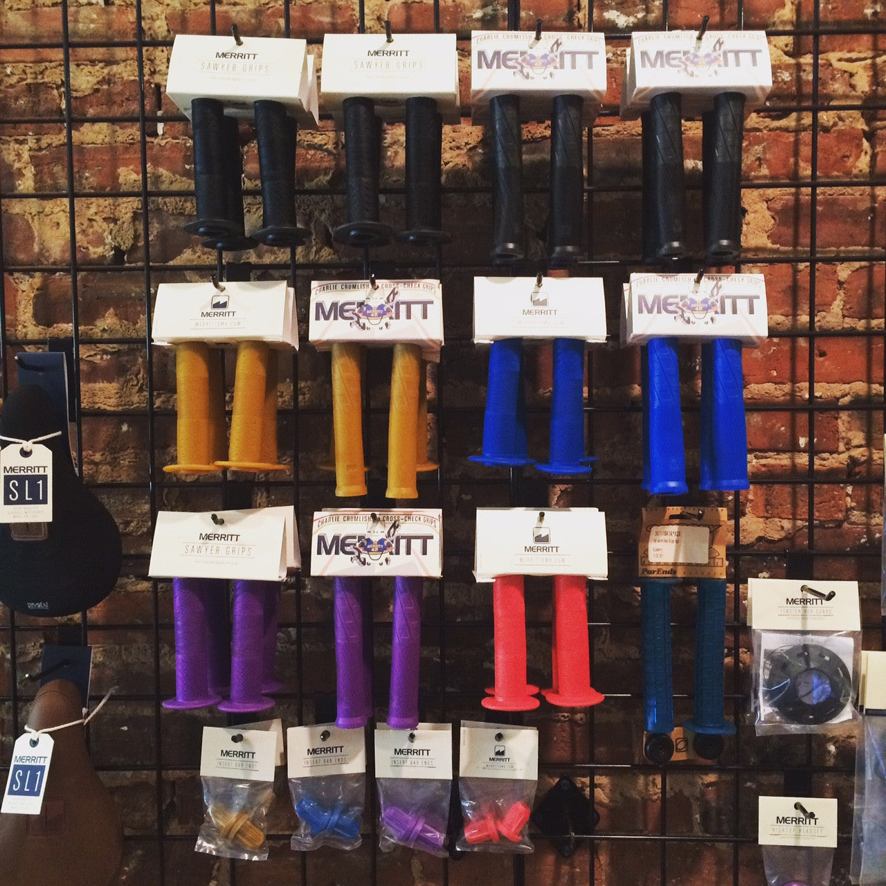 MERRITT grips
