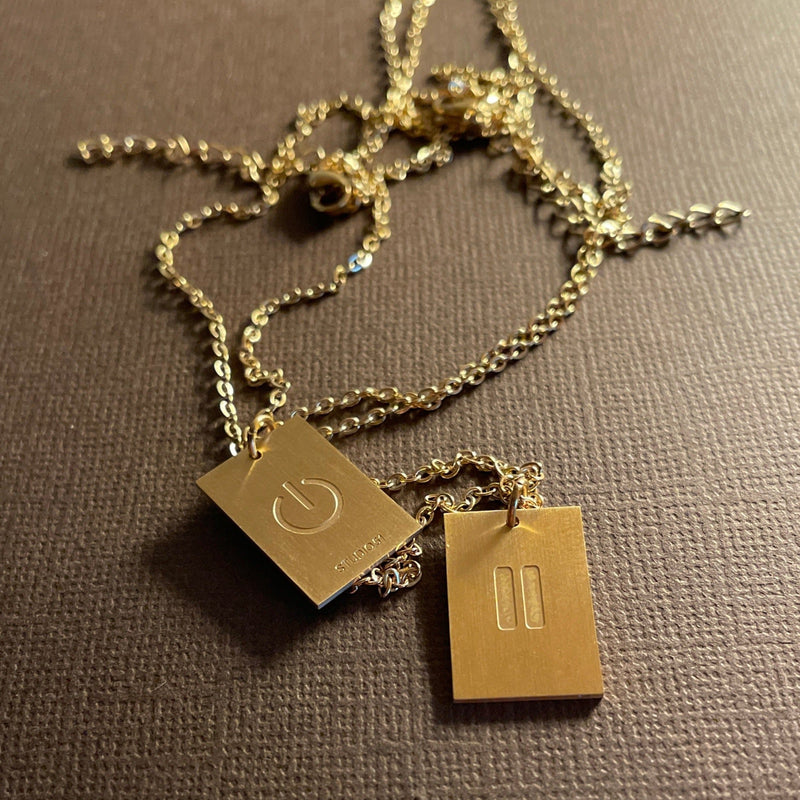 Necklace Power/Pause