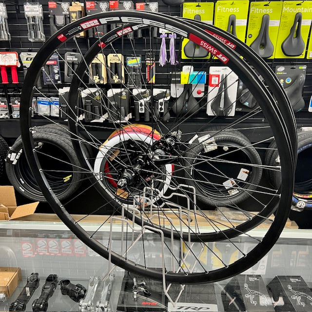 DT Swiss 533d 29" Disc Brake MTB Mountain Bike Wheels 32h QR Tubeless Compatible