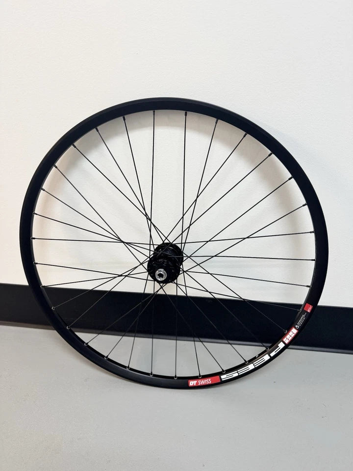DT Swiss 29" Rear Wheel W / Sram MTH746 12x148 6B 8-11 SRAM/SHIMANO DRIVER