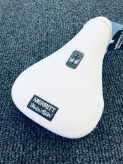 Merritt Brandon Begin Signature Seat - White (Slim Or Fat) - Downtown Bicycle Works 